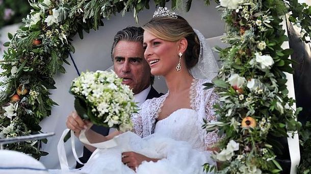La Realeza europea, de fiesta: la idílica boda de Nicolás de Grecia
