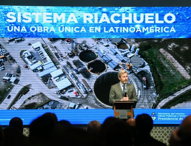 Rogelio Frigerio presentó el documental sobre el Sistema Riachuelo