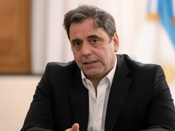 la libertad avanza adelanto la campana y presento a su primer candidato a gobernador