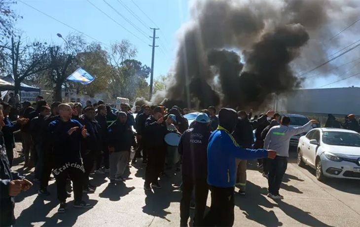 Empresa ceramista radicada en Pilar despidió a 300 personas: la crisis que desató Milei
