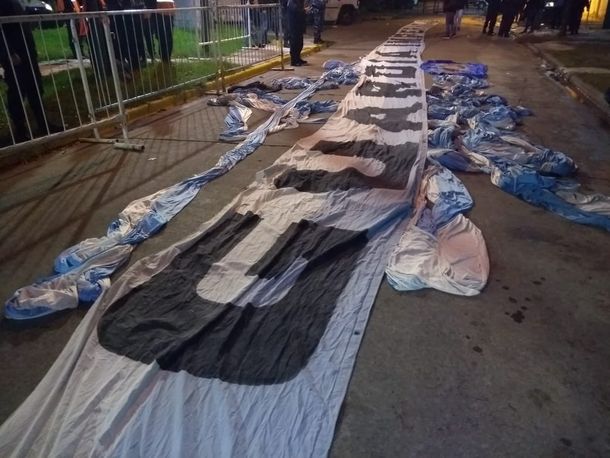 Detuvieron a 80 barrabravas de Racing tras el partido ante Sarmiento de Chaco