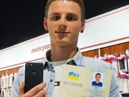 Se cambió el nombre a iPhone 7 para recibir gratis el teléfono de Apple