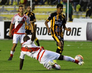 River no lo pudo aguantar y terminó empatando ante The Strongest
