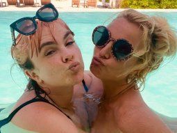 El sensual video de Britney Spears en topless en una playa con su pareja