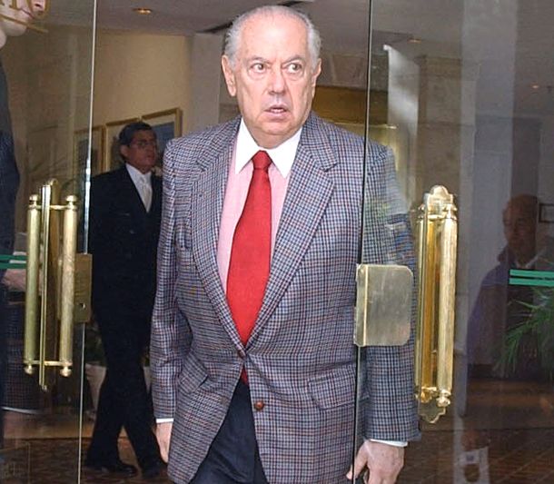 El juez Lijo sobreseyó a Corach en causa por irregularidades en la investigación de la AMIA