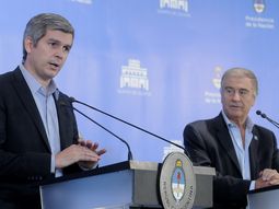 Marcos Peña y Oscar Aguad dan explicaciones sobre el polémico acuerdo