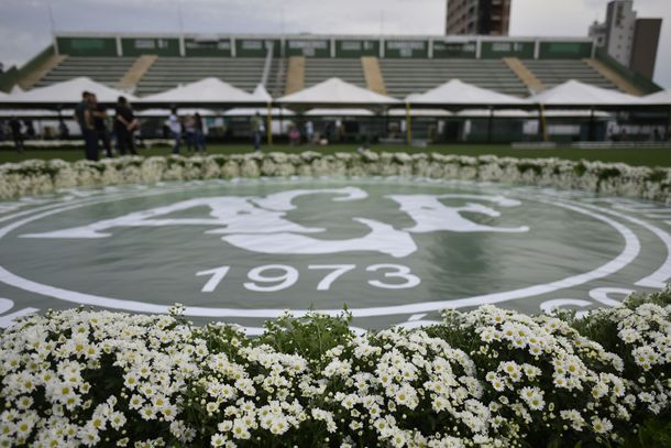 Estadio Arena Condá preparado para el homenaje a las víctimas de la tragedia de Chapecoense
