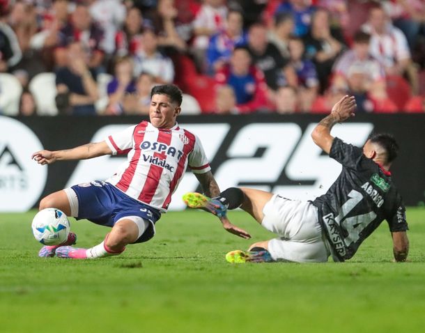 Unión cayó de local ante Palestino y complicó su clasificación en la Copa Sudamericana