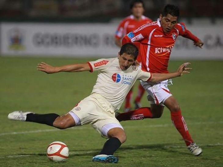Insólito: el fútbol de Perú arranca el torneo sin jugadores profesionales