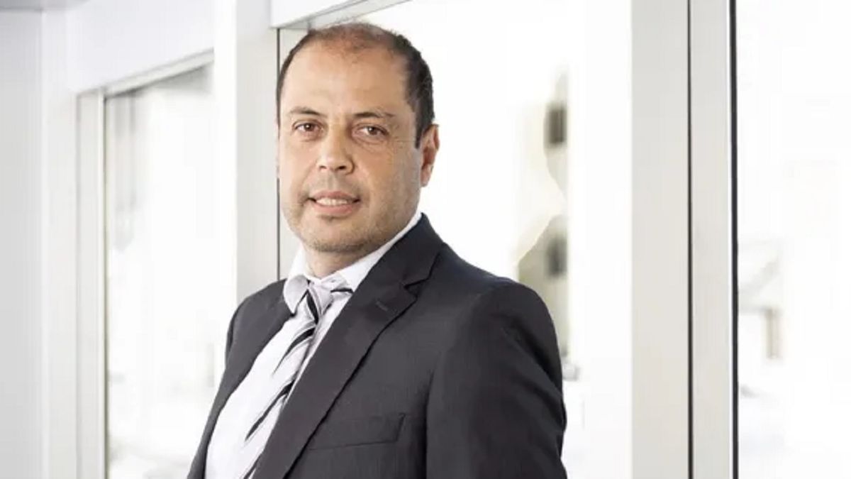 Gabriel González, el hombre que maneja una caja millonaria para el