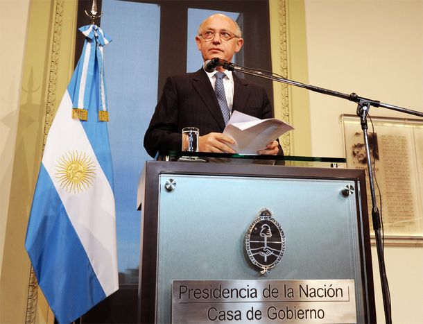 Timerman, sobre la falsa carta del Papa: De parte del gobierno argentino no falló nada