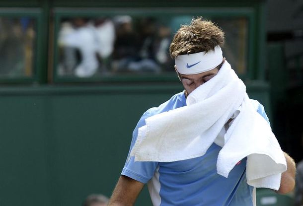 Crece la ansiedad por la definición del tercer set entre Juan Martín Del Potro y Roger Federer