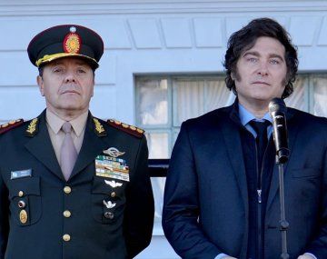 Carlos Alberto Presti, junto a Milei.