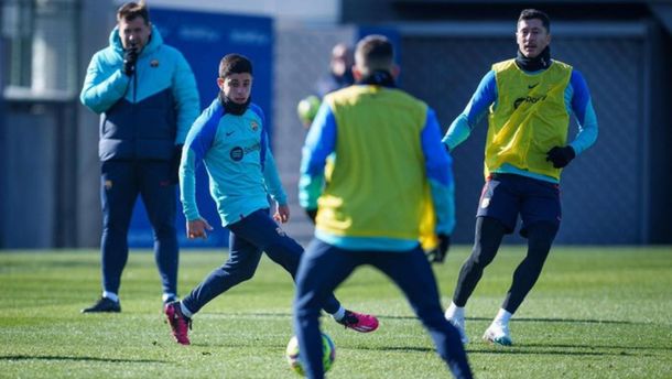 Lucas Román se entrenó con el primer equipo de Barcelona