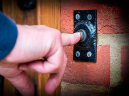 otra estafa con el verso del corralito: ahora le robaron $300 mil a una mujer otra estafa con el verso del corralito: ahora le robaron $300 mil a una mujer