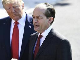 El secretario de Trabajo de Estados Unidos renunció en medio un escándalo por tráfico sexual de menores
