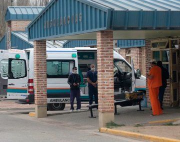 El coronavirus satura camas y pacientes con otras patologías van a guardia en Neuquén