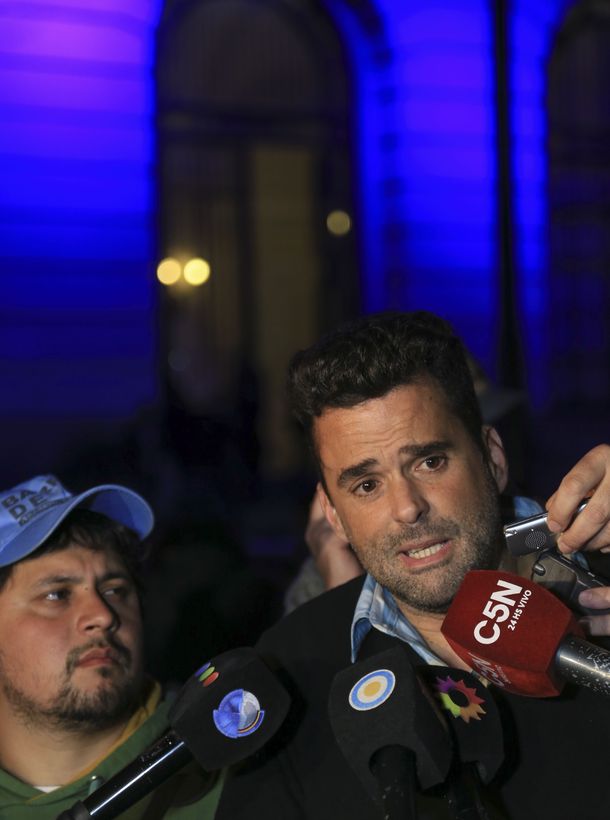 Daniel Menéndez de Barrios de Pie