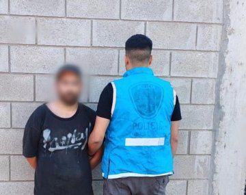 Allanaron la casa de uno de los detenidos por tirar bombas molotov frente al Congreso: qué encontraron