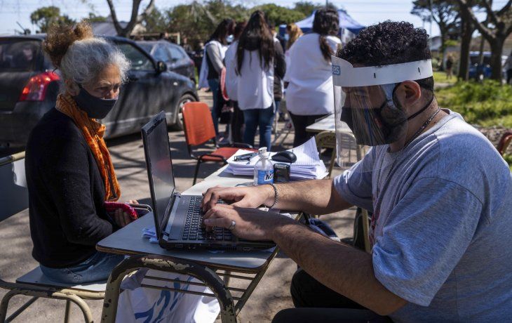 Se registraron 9.043 nuevos casos y 229 muertos en 24 horas