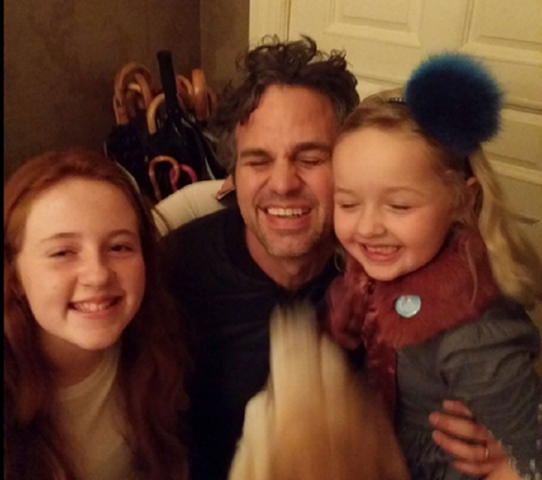 La increíble historia de Mark Ruffalo con dos nenas que hallaron su billetera en Nueva York