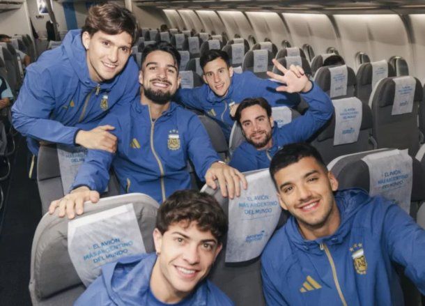 El emotivo mensaje del Centro de Control a la Selección en su viaje al Mundial: Que este vuelo...