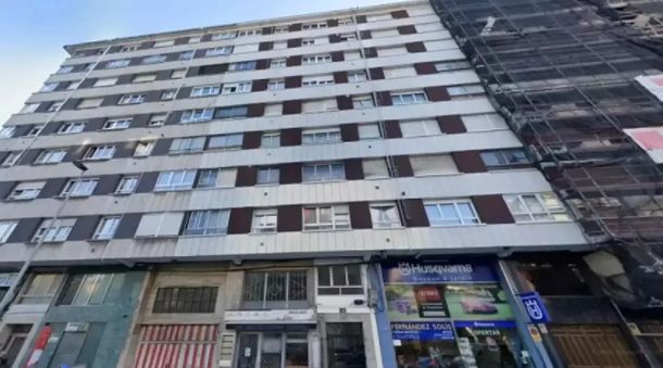 Horror en España: una mujer se tiró de un quinto piso con su hija de 7 años en brazos