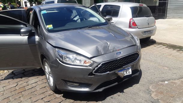 Robo, persecución, tiroteo y detención tras una entradera bancaria