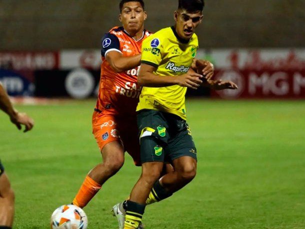 Defensa y Justicia vs U.C. Vallejo