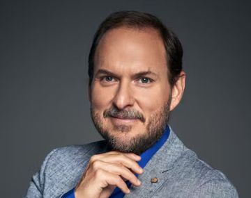 Basada en hechos reales y con la participación de Andrés Parra, esta serie es uno de los grandes éxitos de Netflix. 