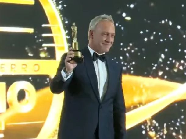 Martín Cárcamo es de Oro: uno por uno, todos los ganadores de los Martín Fierro Latino 2025