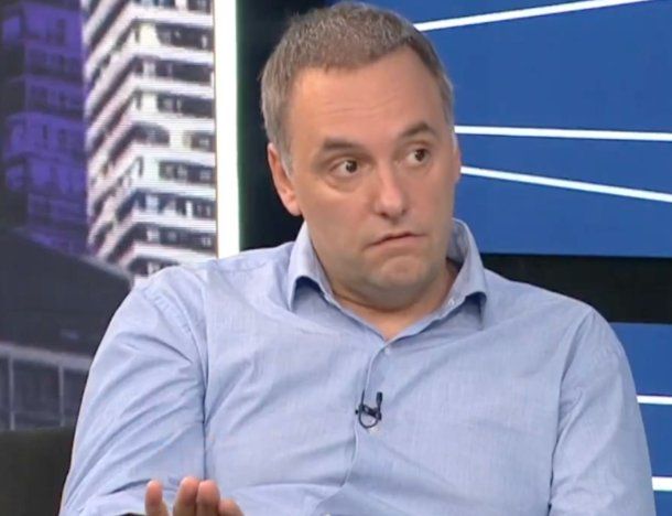 Tras la insistencia de Luis Majul, Manuel Adorni justificó el jet privado a Uruguay: Nada desproporcionado