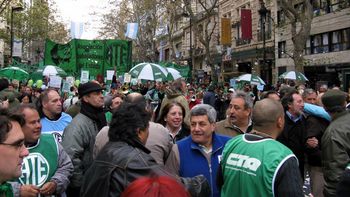 esta medianoche comenzo el paro convocado por los estatales esta medianoche comenzo el paro convocado por los estatales