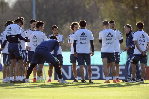 Alarma en Ezeiza: ¿Un referente de la Selección se queda sin Copa América?
