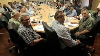 La CGT le pidió al Gobierno encaminar la economía La CGT le pidió al Gobierno encaminar la economía