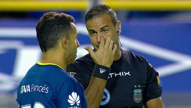 Carlos Tevez y Ariel Penel
