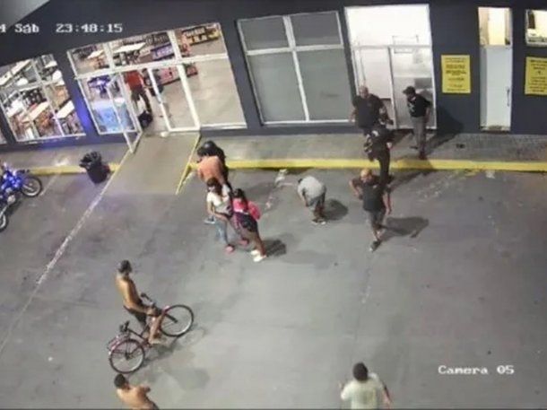 Rosario, paralizada por la violencia narco: sin clases, colectivos, taxis y recolección de residuos