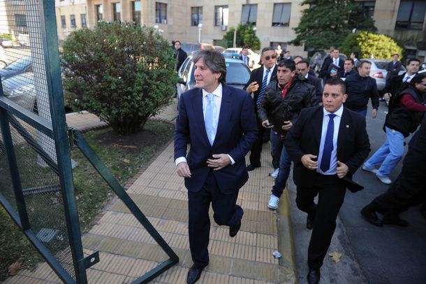 Boudou pidió la postergación de la indagatoria en la causa del auto con papeles falsos
