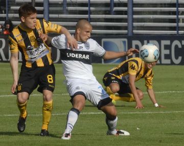 Olimpo recibe a Gimnasia en un duelo por la permanencia