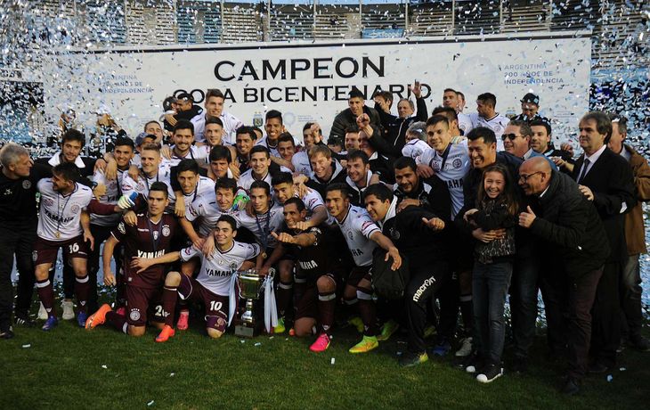 Lanús le ganó a Racing y es el primer campeón de la temporada