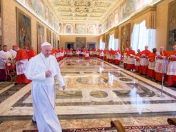 El Papa no recibirá más políticos argentinos hasta después de las elecciones El Papa no recibirá más políticos argentinos hasta después de las elecciones