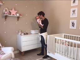 Mariano Martínez publicó una foto con su hija Alma.