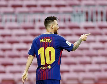 Los goles de Messi ante un Camp Nou sin público por el referéndum