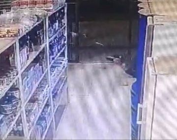 Tiroteo en un supermercado de Moreno: el video que muestra la cara del agresor