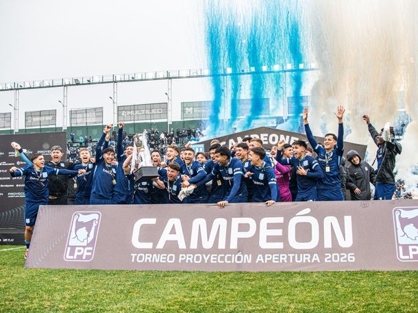 Racing derrotó a River y se quedó con el Torneo Apertura de Reserva en una final tremenda