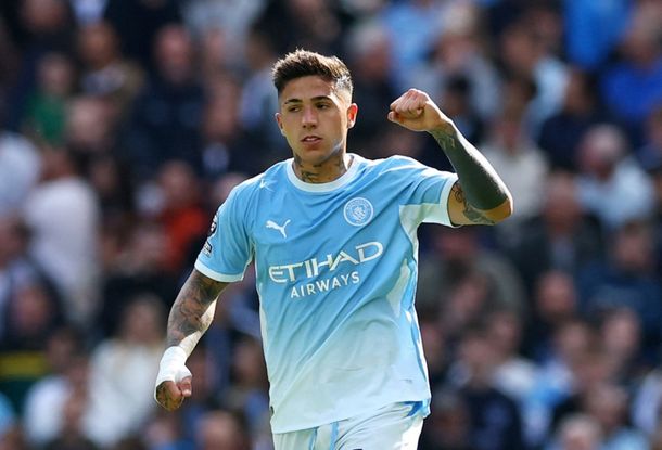 Golazo de Enzo Fernández en Manchester City: tremendo tiro libre ante Sunderland