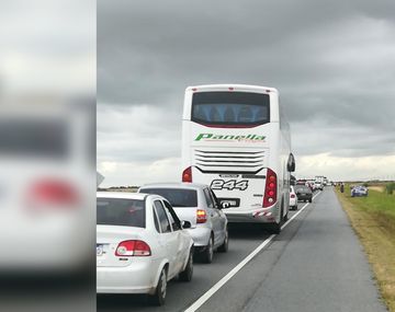 Un choque frontal entre dos autos en la Ruta 11 dejó al menos 7 heridos