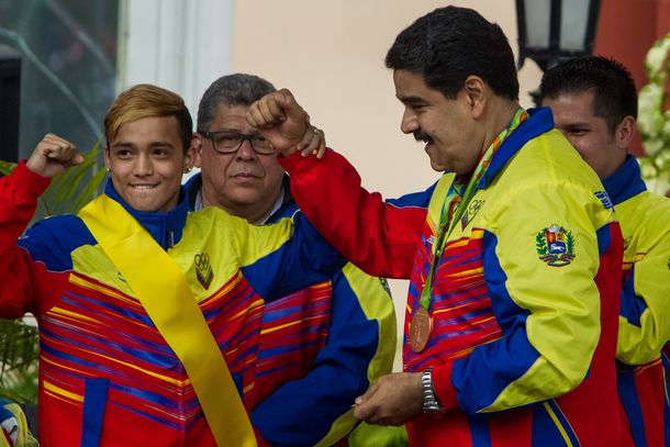 El gobierno de Venezuela le dará una vivienda a cada atleta que participó en Río