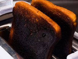 Las tostadas quemadas pueden ser cancerígenas