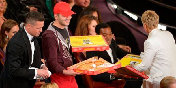 ¿Cuánto dinero recibió de propina el chico que le repartió pizza a los famosos?